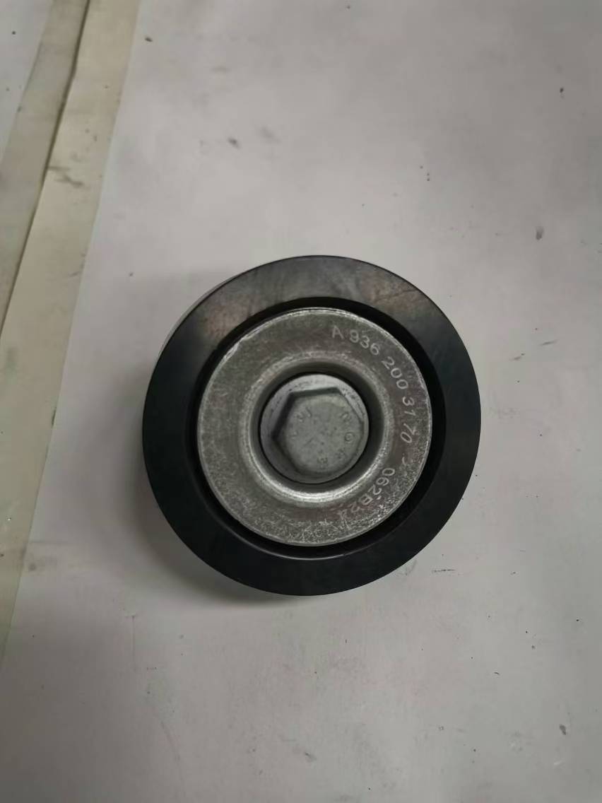 奔馳OM936發(fā)動機(jī)皮帶輪A9362003170/A9362001770